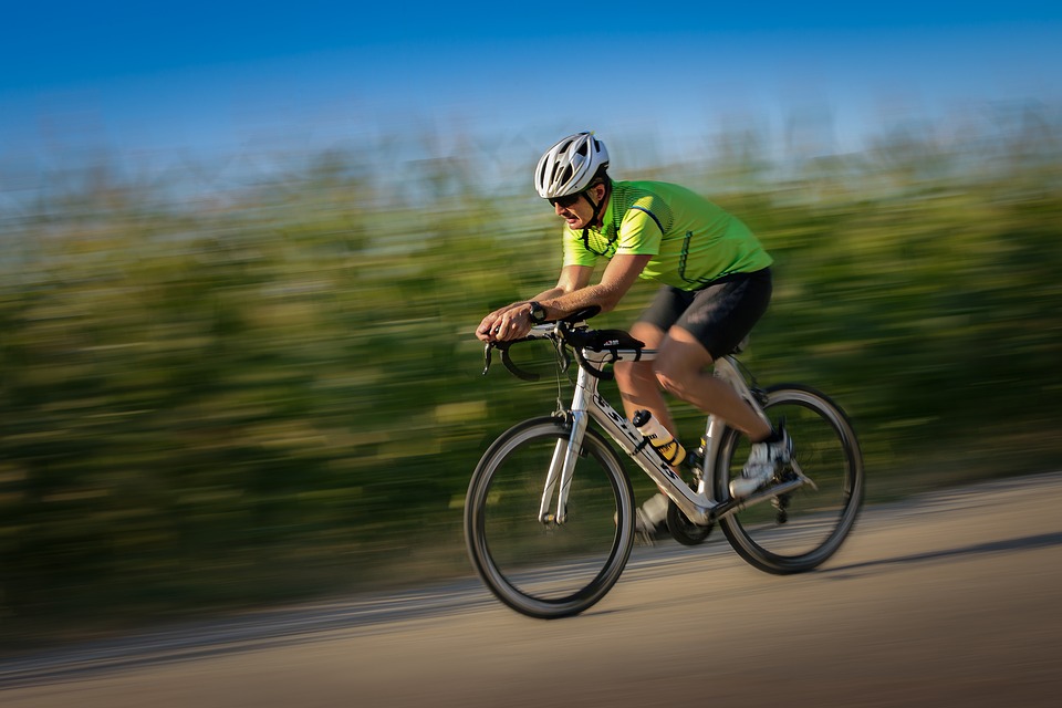 Préparer une course cycliste amateur efficacement